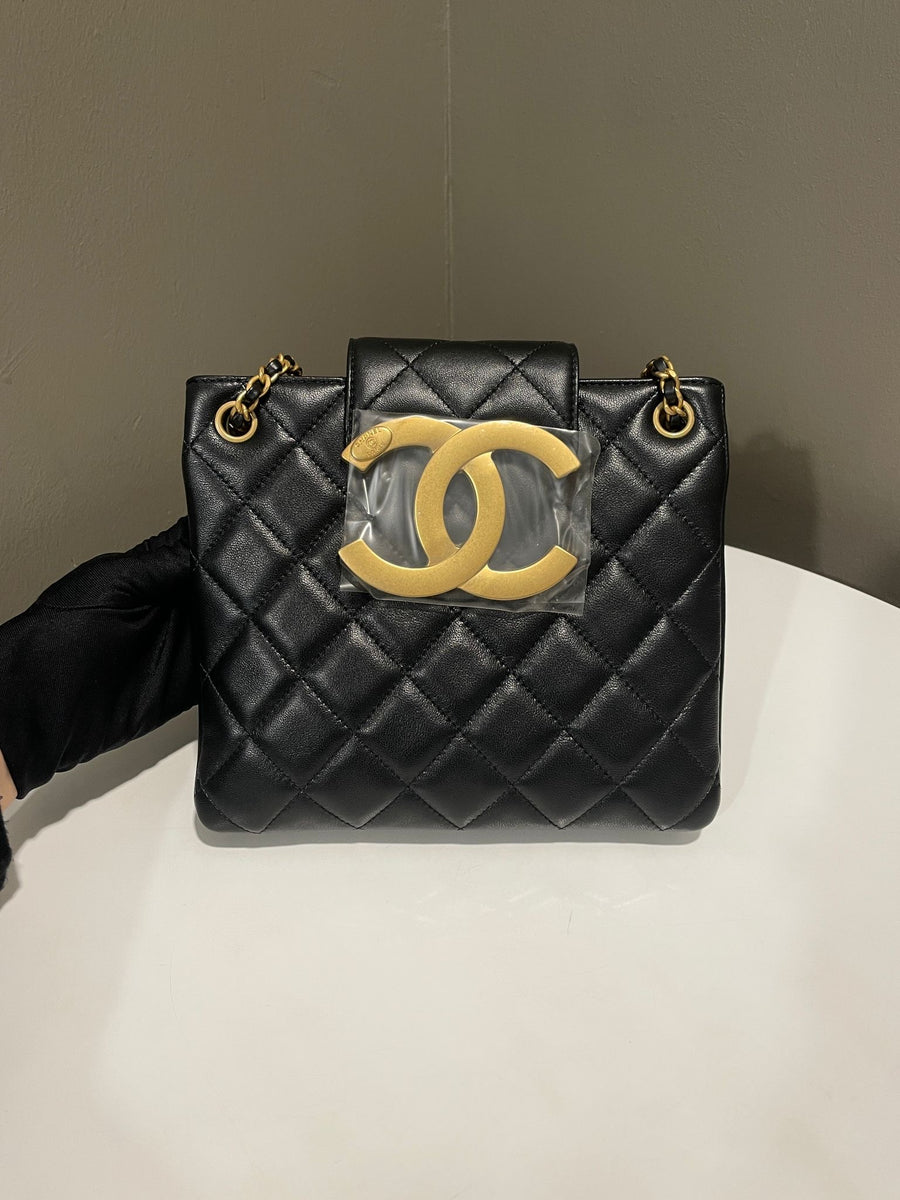 CHANEL バッグ チェーン クラッチ バッグ - イリディッセント メタリック