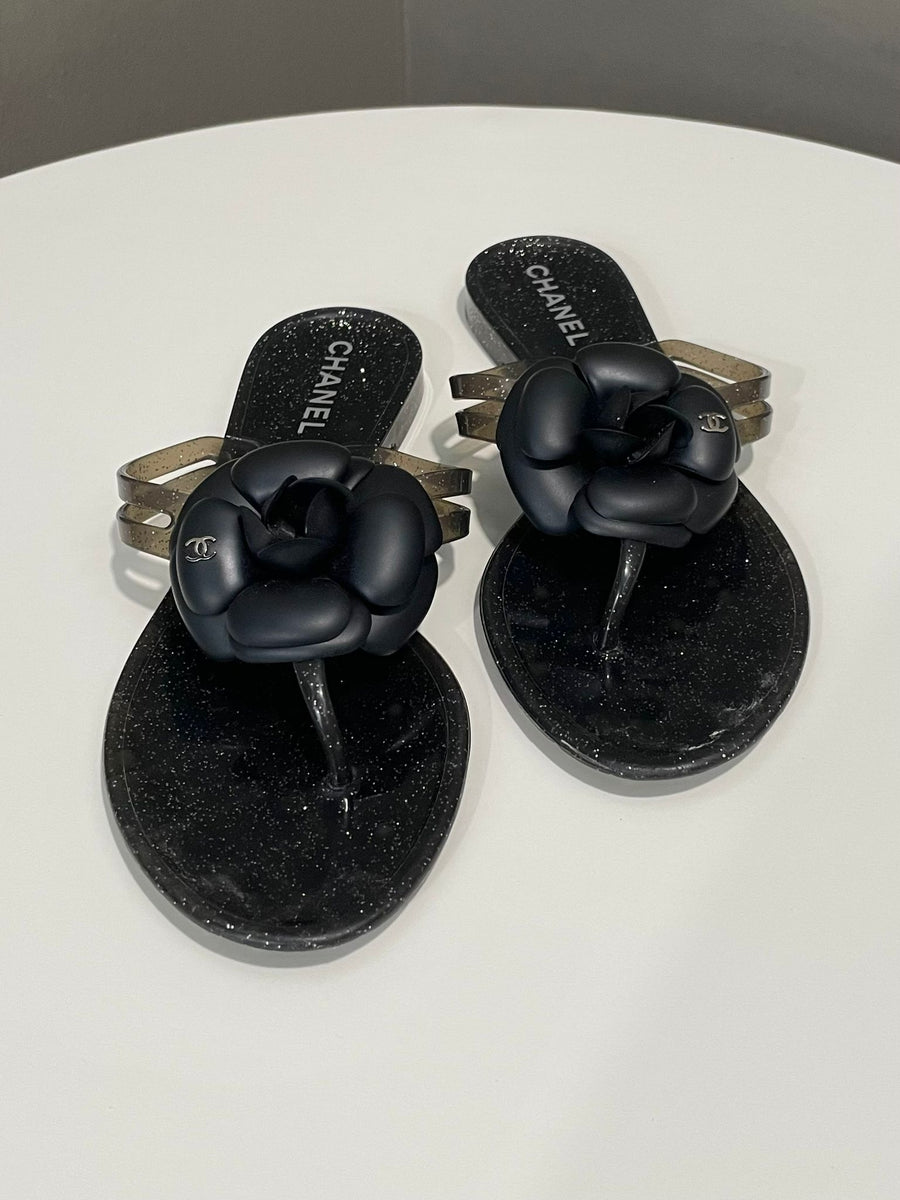 ChanelCamelliaThongsBlackGiltt
