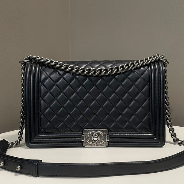 Chanel Quilted New Medium Boy
