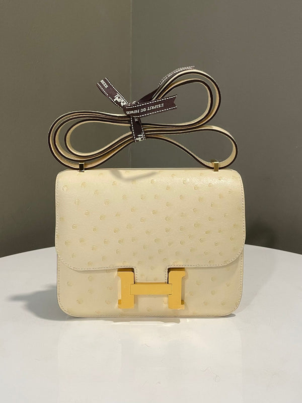 Hermes Constance 18
Nata Ostrich