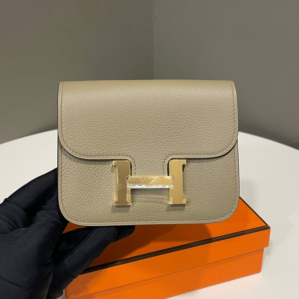 Hermes Constance Slim Compact
Beige Marfa Evercolor