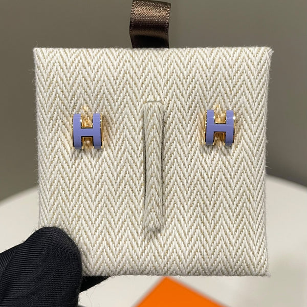 Hermes Mini Pop H Earrings
Lilac GHW