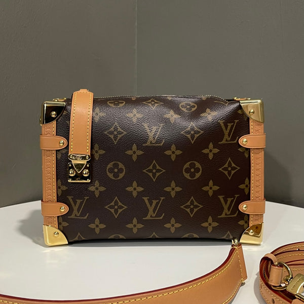 Louis Vuitton Side Trunk MM
Classic Monogram Canvas