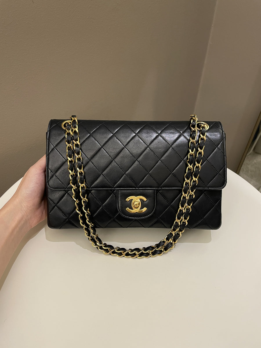 Chanel Vintage Classic Quilted Medium Double Flap Black 