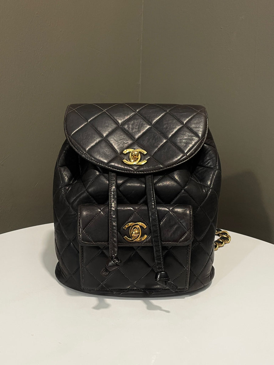 Chanel Quilted Vintage Duma Cc Backpack Black Lambskin – LOVELOTSLUXURY