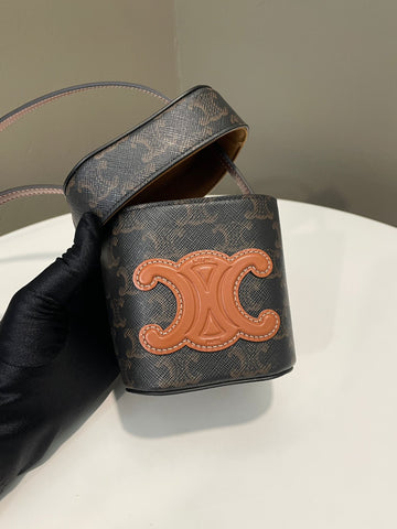 Open image in slideshow, Celine Vanity Box Cuir Tan Canvas/ Calfskin