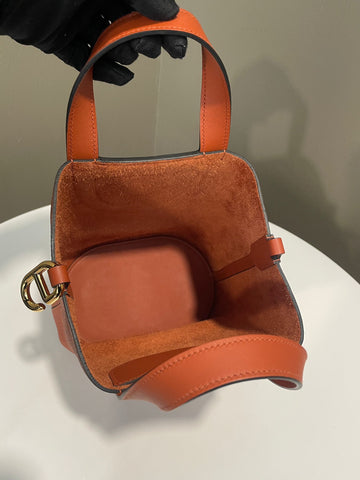 Open image in slideshow, Hermes In The Loop 18 Cuivre Clemence