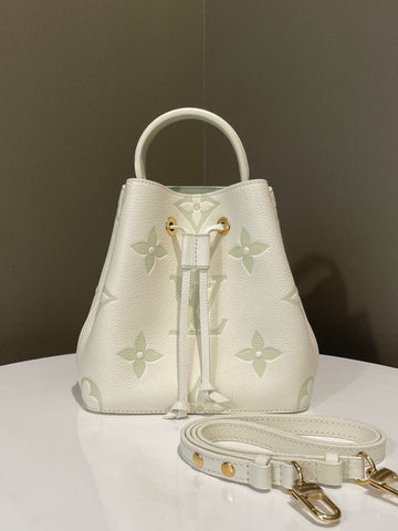 Open image in slideshow, Louis Vuitton NéoNoé Bucket BB Matcha Monogram Empreinte
