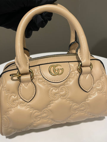 Open image in slideshow, Gucci GG Matelasse Top Handle Boston Beige Calfskin