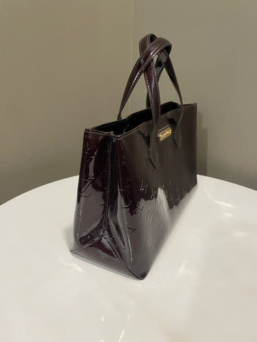 Open image in slideshow, Louis Vuitton Wilshire PM Tote Bag Amarante Vernis