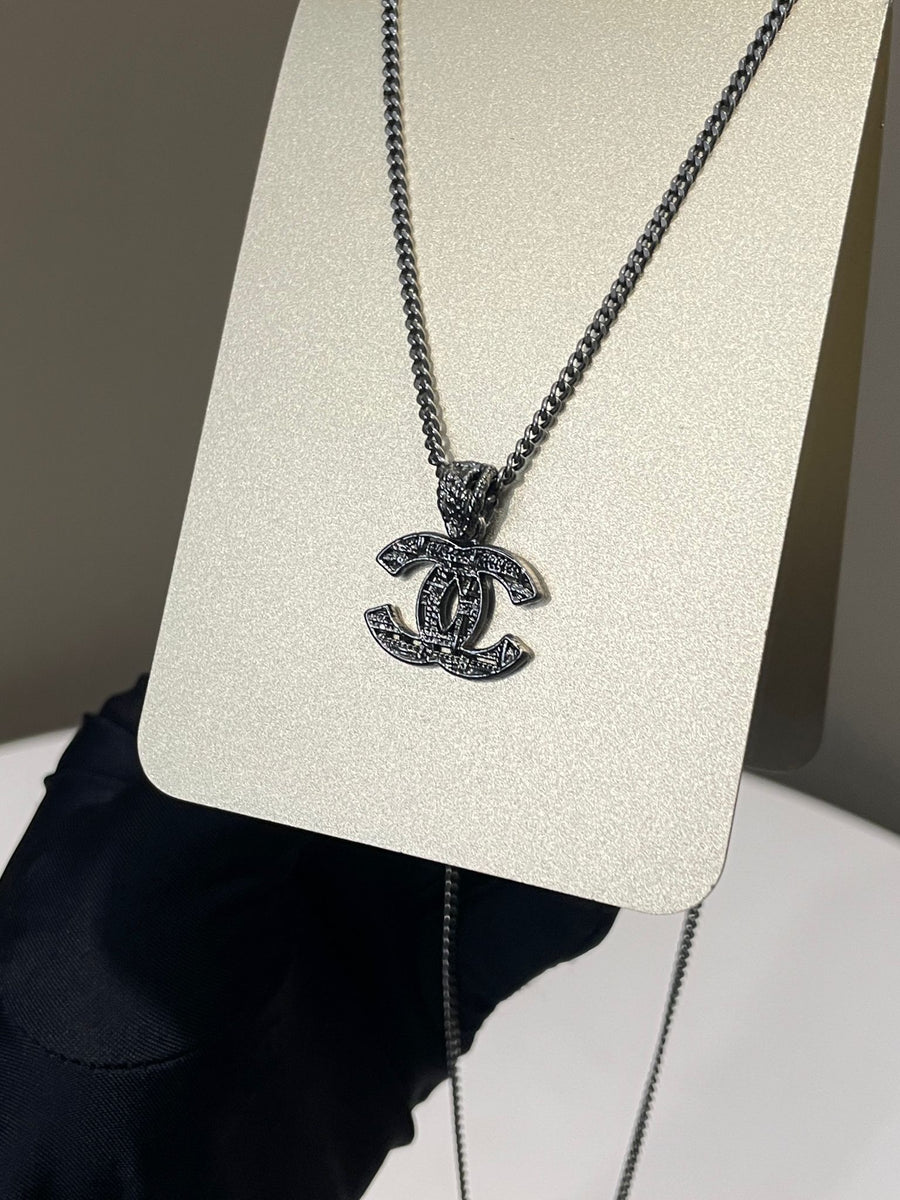 Chanel 13B Logo Tweed Effect CC Necklace Gunmetal – LOVELOTSLUXURY - Main Image