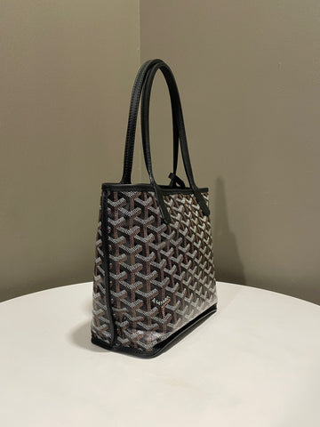Open image in slideshow, Goyard Mini Anjou Tote Bag Black Goyardine Canvas / Leather