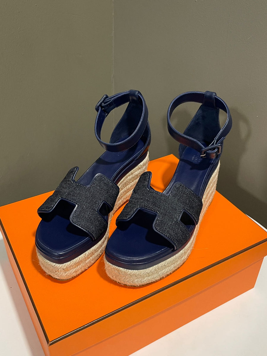 Hermes☆エスパドリーユ Elda Bleu Brut / Bleu Obscur_パリ発 WhatsAppImage2025-01-21at6.28.
