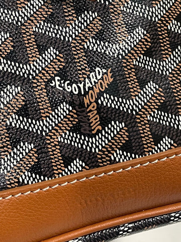 Open image in slideshow, Goyard Petit Flot Bucket Bag Tan / Black Goyardine Canvas