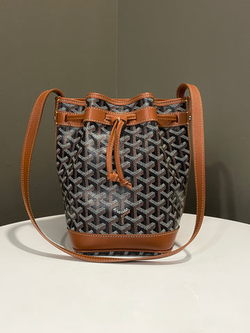 Open image in slideshow, Goyard Petit Flot Bucket Bag Tan / Black Goyardine Canvas