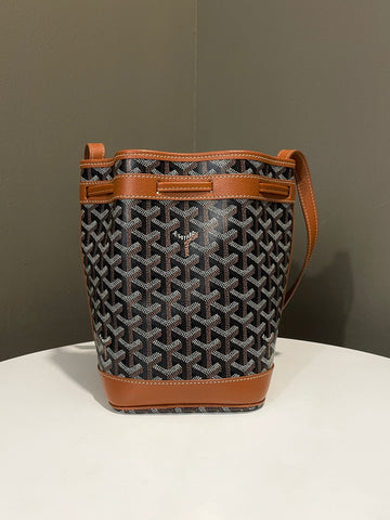 Open image in slideshow, Goyard Petit Flot Bucket Bag Tan / Black Goyardine Canvas