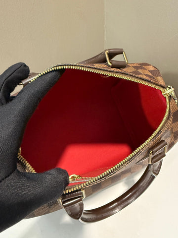 Open image in slideshow, Louis Vuitton Speedy Bandoulière 25 Damier Ebene