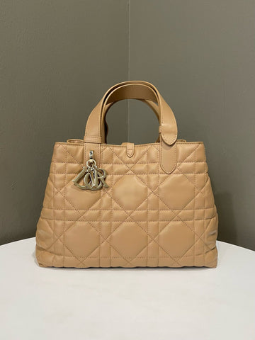 Open image in slideshow, Dior Toujours Bag Tan Beige Macrocannage