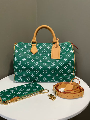 Open image in slideshow, Louis Vuitton Speedy P9 Bandoulière 40 Vert Monogram Calfskin