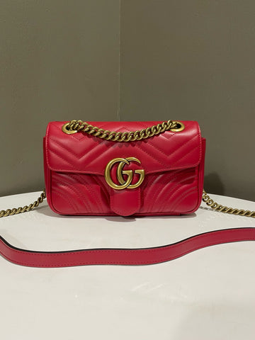 Open image in slideshow, Gucci Marmont Flap Bag Red