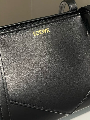 Open image in slideshow, Loewe Puzzle Fold Crop Shoulder Bag Black Calfskin