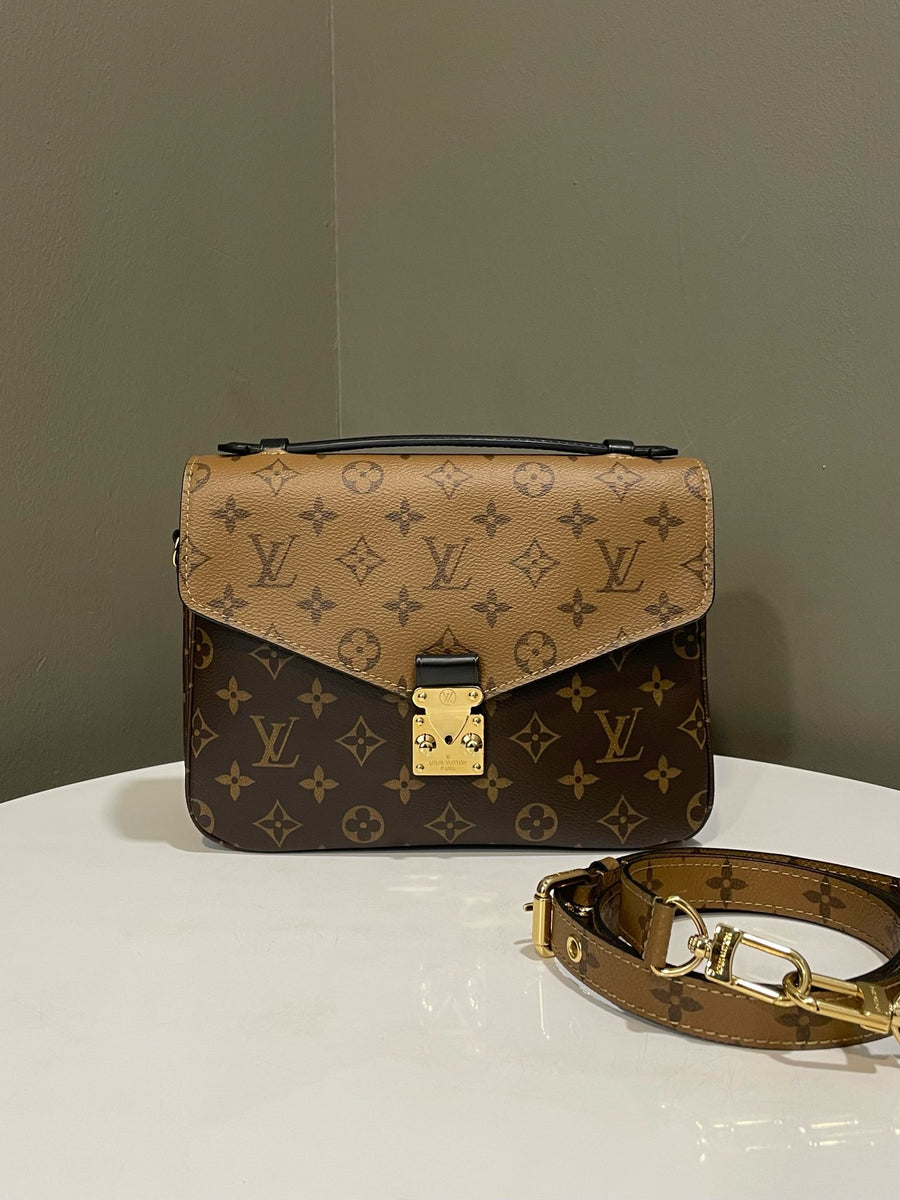 Izvoz Baggallini Calais Crossbody Izvoz Baggallini Calais