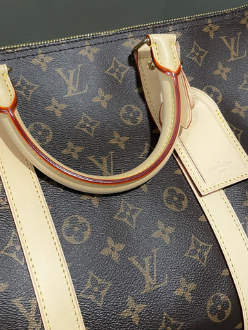 Open image in slideshow, Louis Vuitton Keepall Bandoulière 55 Classic Monogram