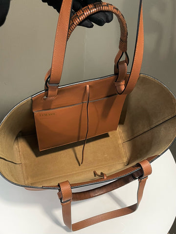 Open image in slideshow, Loewe Anagram Tote Bag Tan Brown Grained Calfskin