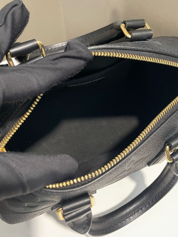 Open image in slideshow, Louis Vuitton Speedy Bandoulière 20 Monogram Empreinte Leather