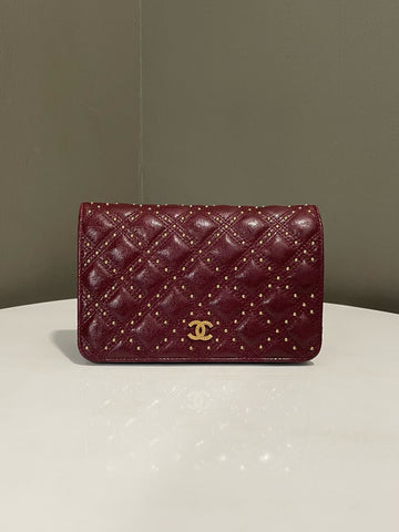 Open image in slideshow, Chanel Metier D’art Wallet On Chain Burgundy