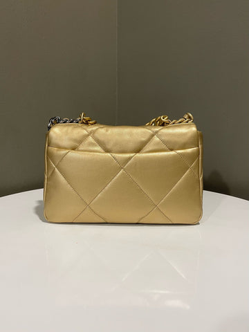 Open image in slideshow, Chanel 19 Flap Bag Golden