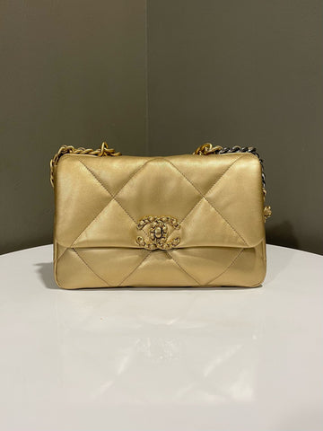 Open image in slideshow, Chanel 19 Flap Bag Golden