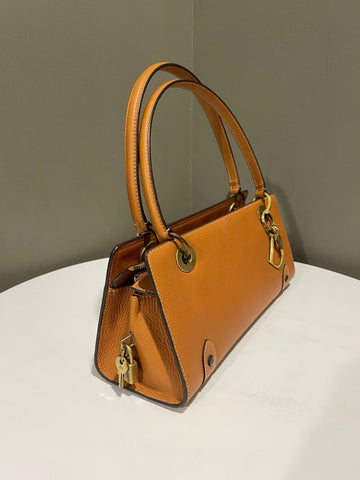 Open image in slideshow, Dior Vintage East West Tote Camel Tan Calfskin