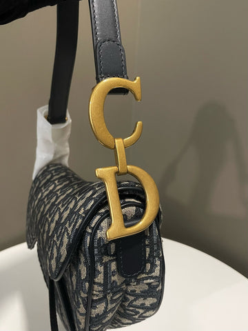 Open image in slideshow, Dior Saddle Bag with Strap Classic Oblique