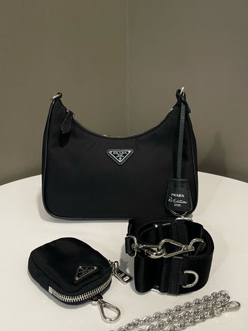 Open image in slideshow, Prada Re-Edition 2005 Nylon Bag Black Nylon