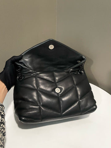 Open image in slideshow, Saint Laurent Puffer Shoulder bag Black