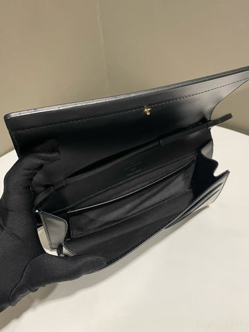 Open image in slideshow, Louis Vuitton Honfleur Clutch Black Epi