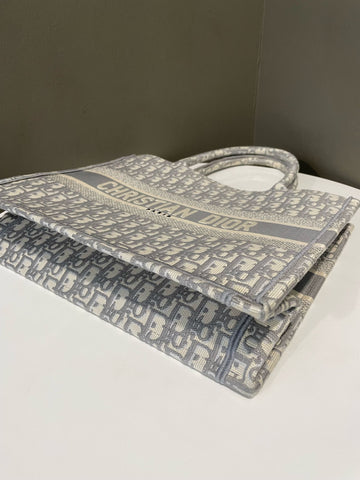 Open image in slideshow, Dior Book Tote Grey Oblique Embroidery