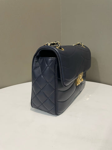 Open image in slideshow, Chanel Quilted Scallop Flap Bag Midnight Lambskin