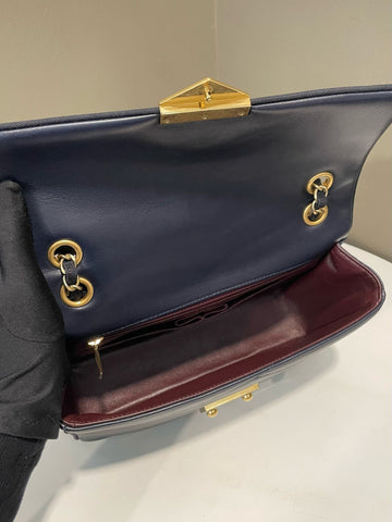 Open image in slideshow, Chanel Quilted Scallop Flap Bag Midnight Lambskin