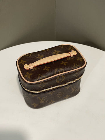 Open image in slideshow, Louis Vuitton Nice Nano Vanity Case Monogram