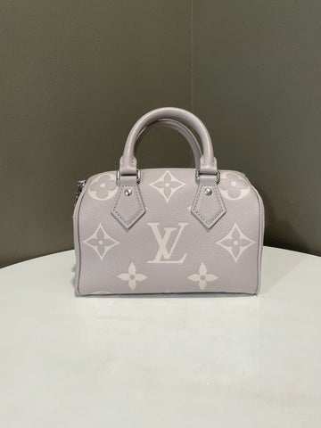 Open image in slideshow, Louis Vuitton Speedy Bandoulière 20 Brume / Quartz Empreinte Leather