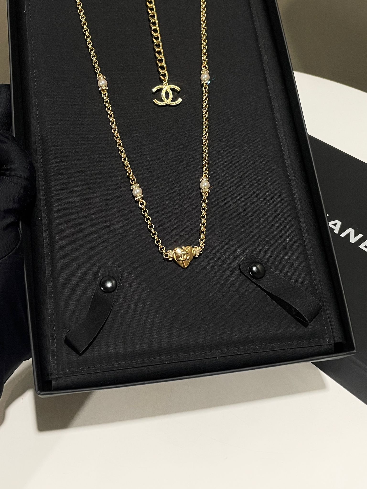 Chanel 24P Cc Heart Chain Belt / Necklace Rhinestone/ Pearl