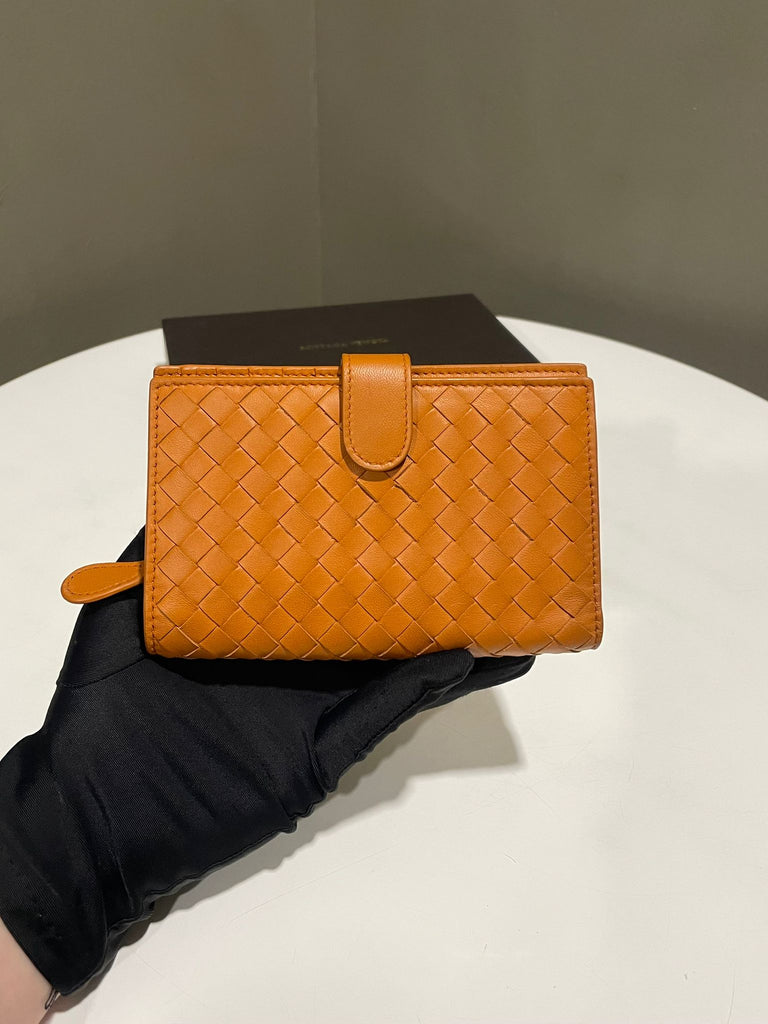 Bottega Veneta Intrecciato Zip Bifold Wallet Caremel Intrecciato