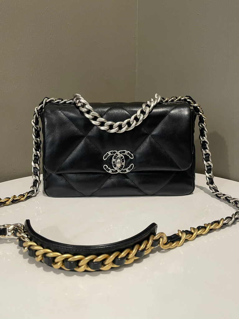 Chanel 19 Flap Bag Black Lambskin