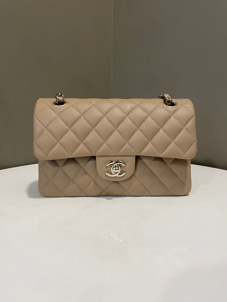 Chanel 22A Classic Quilted Small Double Flap
Taupe Beige Caviar 