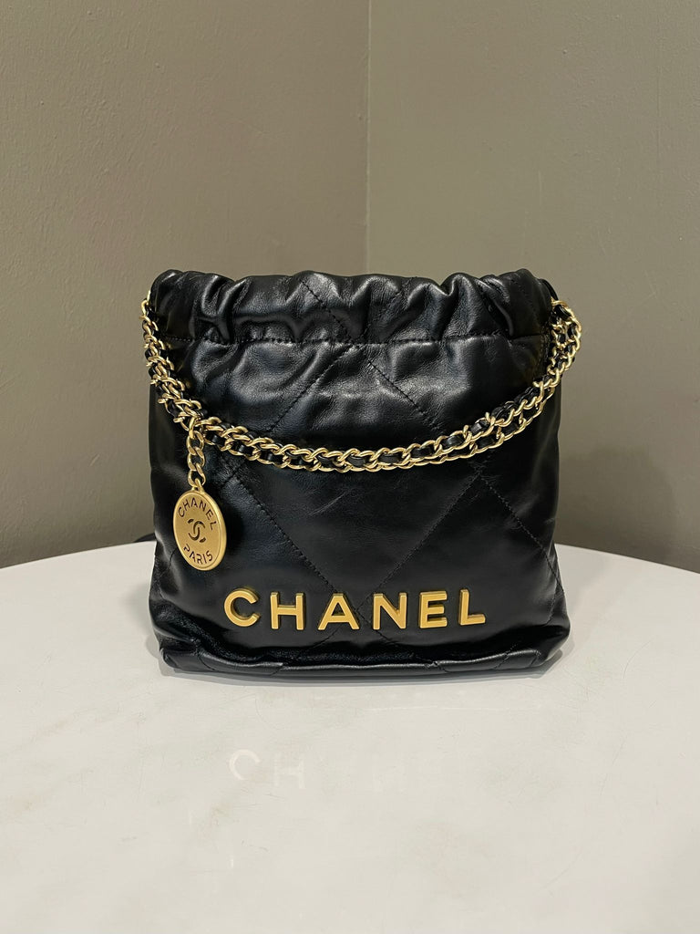 Chanel 22 Mini Black Calfskin 