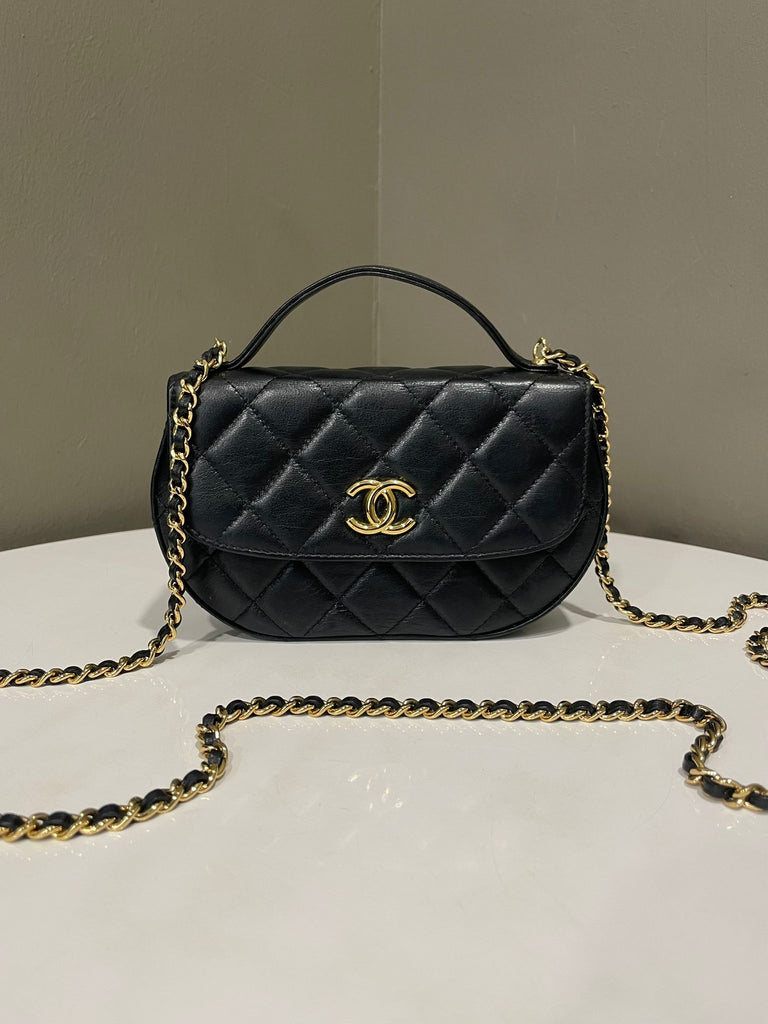 Chanel 23A Cc Curve Clutch On Chain Black