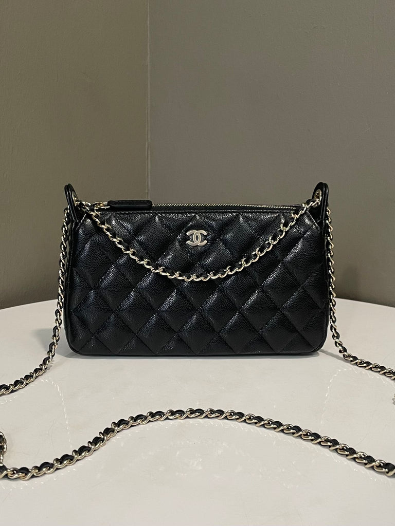 Chanel 25A Double Chain Bag 
Black Caviar 