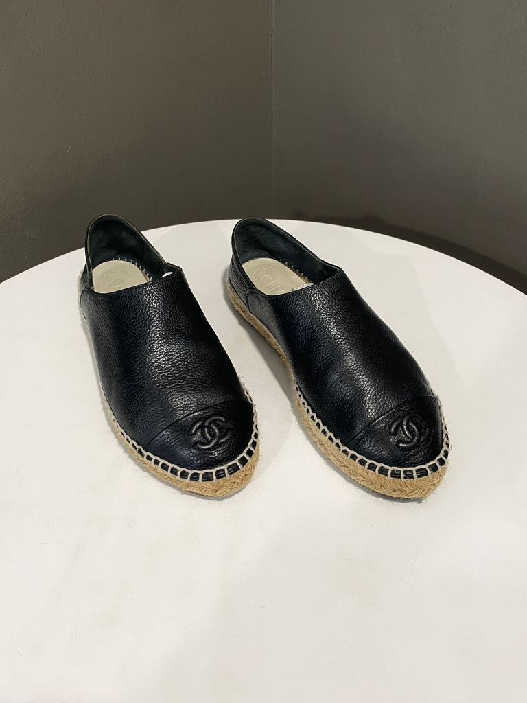 Chanel Cc Espadrilles Black Grainy Leather Size 36
